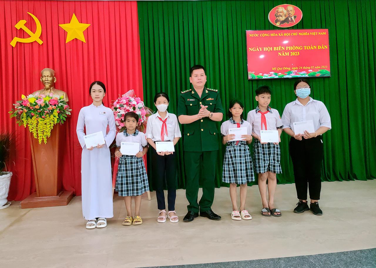 Sôi nổi hoạt động chào mừng 'Ngày hội Biên phòng toàn dân'