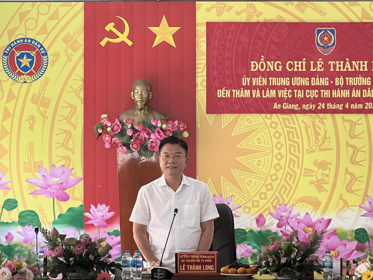 Bộ trưởng Bộ Tư pháp Lê Thành Long làm việc với Cục THADS tỉnh An Giang