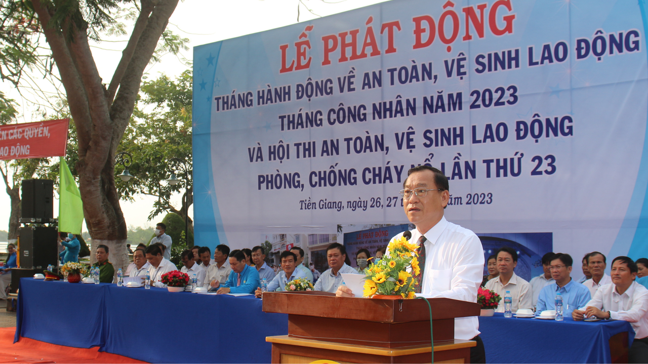 Phát động tháng hành động về an toàn, vệ sinh lao động 