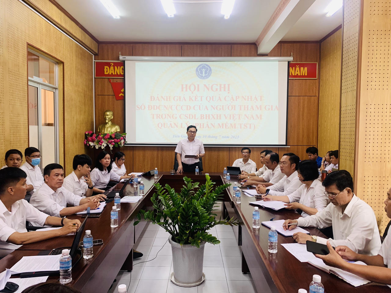 Tiền Giang: Cập nhật hơn 96% số định danh cá nhân người tham gia BHXH, BHYT vào cơ sở dữ liệu