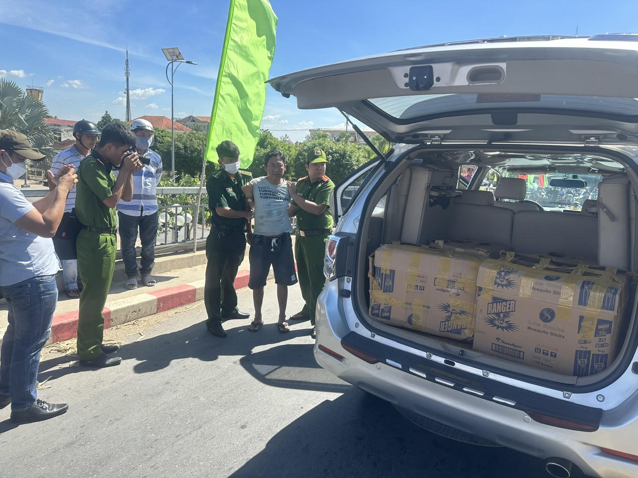 Long An: Phá đường dây vận chuyển pháo nhập lậu từ Campuchia về Việt Nam mùa giáp Tết