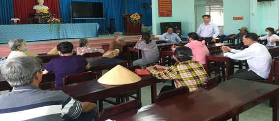 Thị xã Cai Lậy vượt chỉ tiêu chi trả lương hưu, trợ cấp BHXH qua tài khoản cá nhân