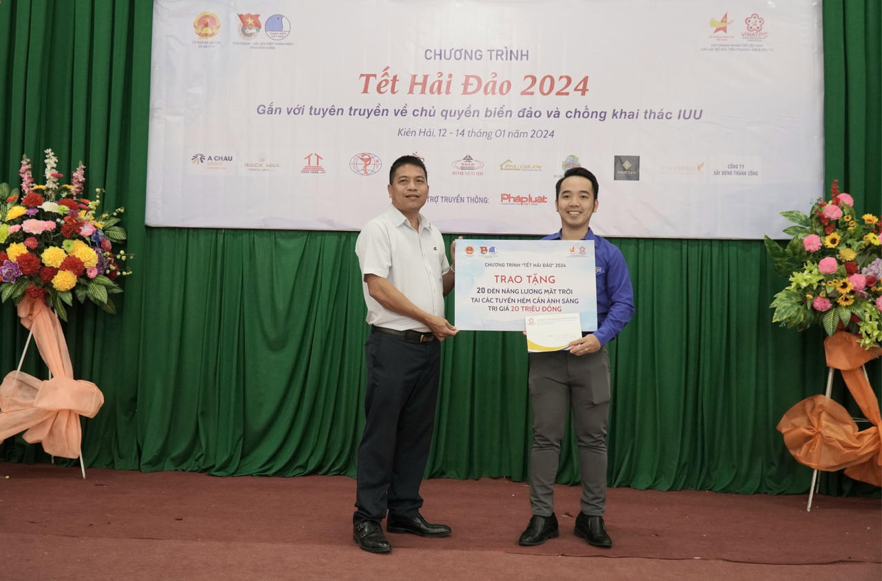 Chương trình Tết hải đảo trao quà trị giá 350 triệu đồng tại đảo Nam Du