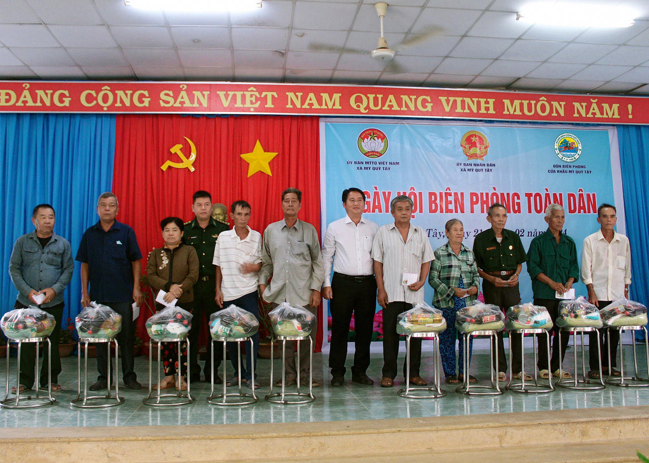 Dấu ấn ngày hội Biên phòng toàn dân trên tuyến biên giới tỉnh Long An