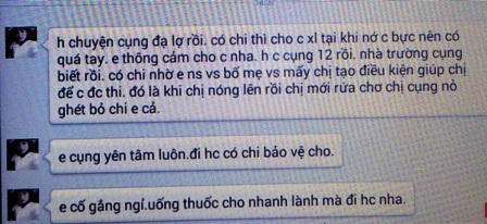 Ghen tuông, nhóm nữ sinh lôi bạn vào khách sạn đánh đập dã man