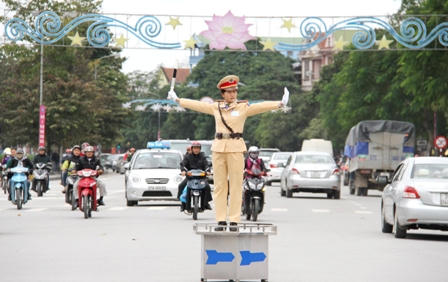 Những “bông hồng vàng” thành Vinh chia sẻ ngày 8/3 