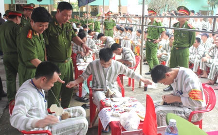 Trại giam số 6: Tổ chức Hội thi tay nghề giỏi phạm nhân năm 2015