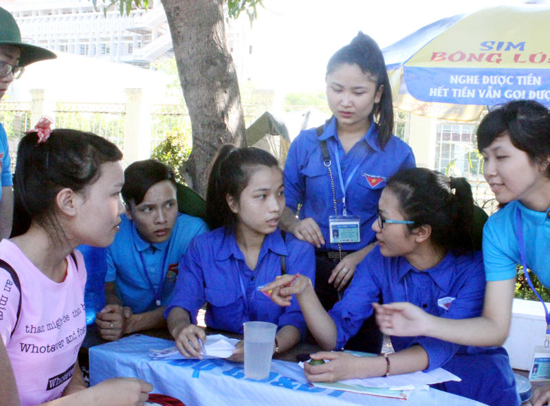 Nghệ An: Cấm “chặt chém” sĩ tử tại các điểm thi