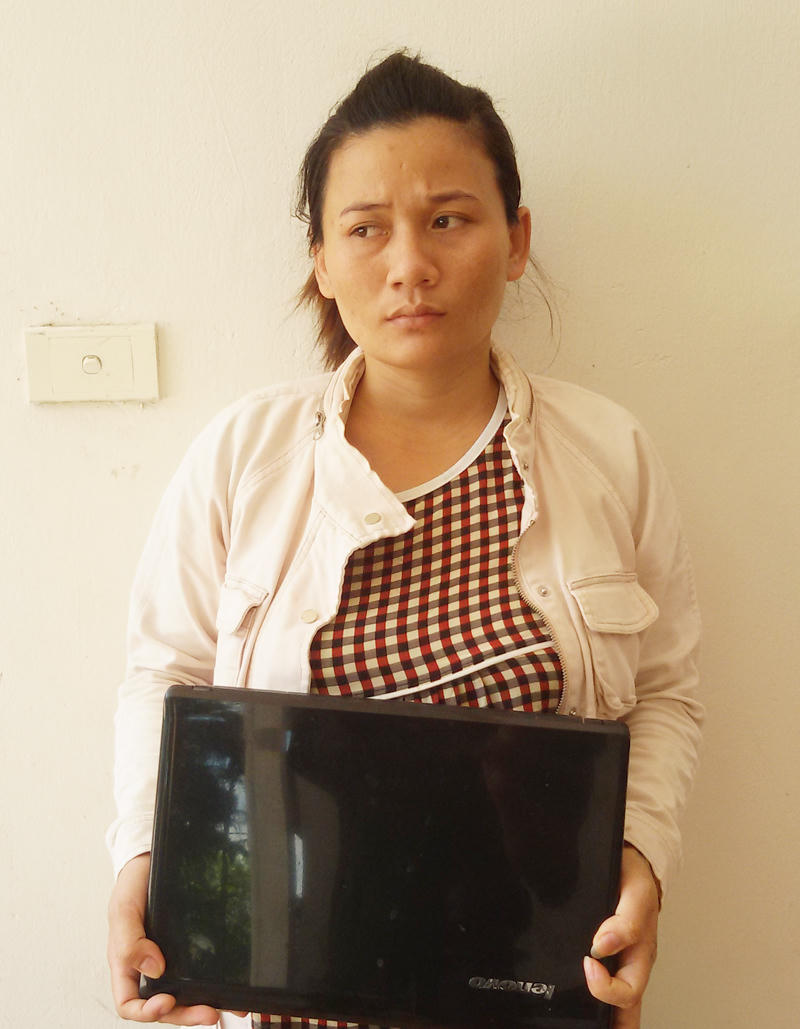 “Nữ quái” phá khóa trộm laptop phóng viên, tạo hiện trường giả
