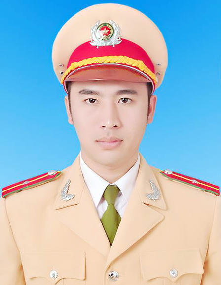 CSGT bị đâm trọng thương đã được chuyển ra HN điều trị