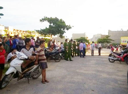 Phát hiện thi thể người đàn ông trong biệt thự hoang