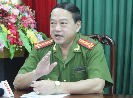 Bắt nữ doanh nhân tẩu tán tài liệu có dấu hiệu trốn thuế