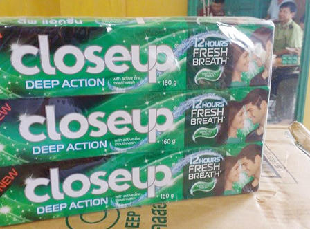 Nghệ An: CSGT bắt 1.800 tuýp kem đánh, 500kg bột ngọt.lậu và ma túy