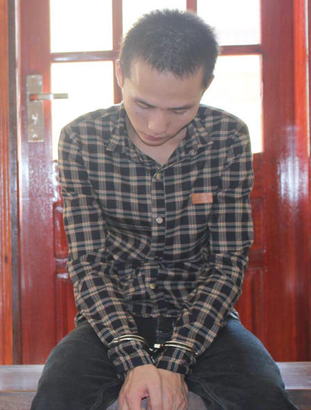 “Xơi trái cấm” bé gái thích đi chơi đêm, hai trai làng vào tù