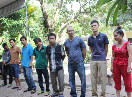 Bắt 9 đối tượng sát phạt trên chiếu bạc 