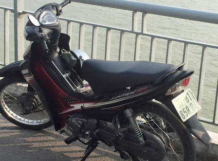 Nam thanh niên nhảy cầu Bến Thủy tự tử