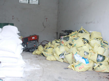 Phát hiện cơ sở tái chế dầu mỡ công nghiệp trái phép trong khu dân cư