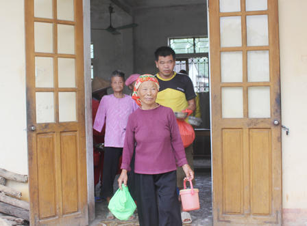 Vụ “1 bát cơm 3 miếng thịt mỡ“: Sai phạm do Phó Giám đốc