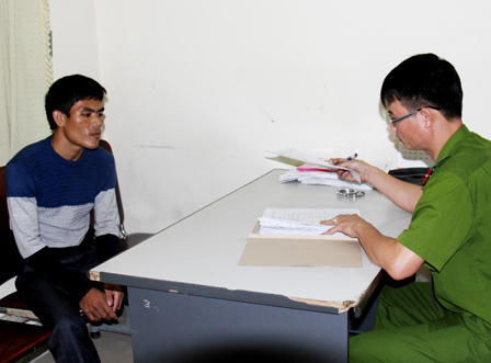 Bắt nhóm đối tượng chuyên trộm lư hương, đồ thờ tự