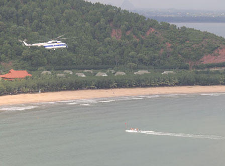 Cứu nạn thành công máy bay dân dụng rơi trên biển Nghệ An