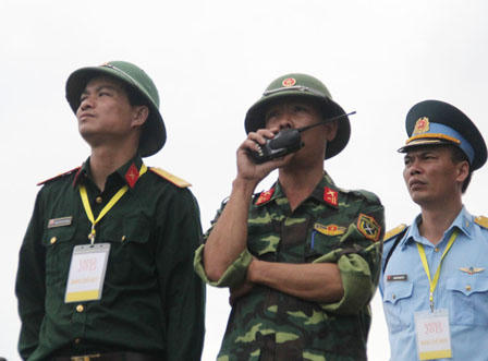 Cứu nạn thành công máy bay dân dụng rơi trên biển Nghệ An