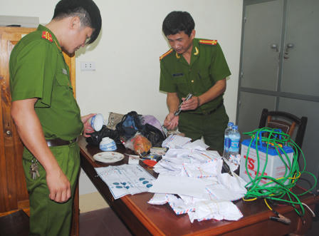 39 "con bạc" giăng điện sát phạt trong rừng vẫn không thoát