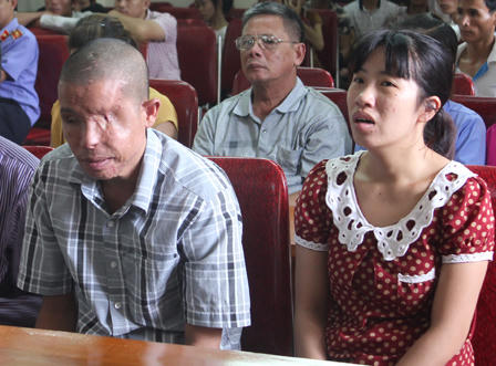 Kẻ gửi "loa tử thần" qua xe khách thoát án chung thân