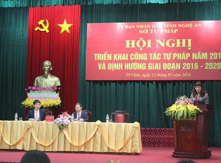 Tư pháp Nghệ An: “Đơn vị dẫn đầu phong trào thi đua năm 2015"