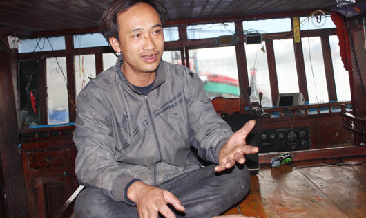 Biên phòng Nghệ An cứu 9 thuyền viên tàu cá gặp nạn