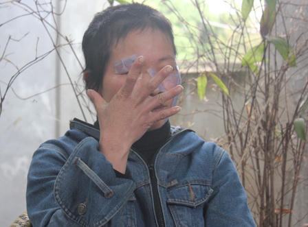 Bị chồng bạo hành dã man vì tham gia đa cấp?