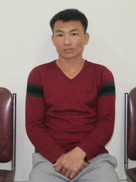 Bắt tên cướp táo tợn, giật tài sản của người nước ngoài trên xe khách