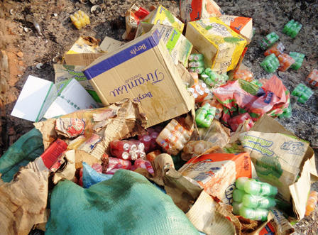 Tiêu hủy số lượng lớn hàng không rõ nguồn gốc