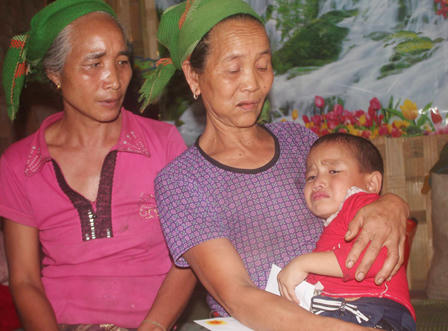 Giải cứu cháu bé 4 tuổi bị bán sang Trung Quốc 20 ngày