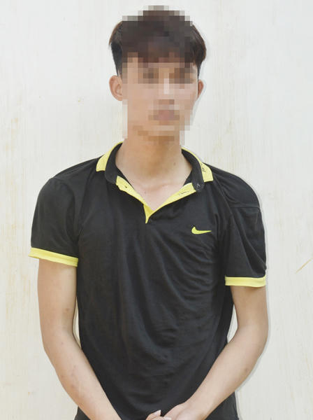 Bắt nam thanh niên “níu tình” bằng cách gửi ảnh “nóng”