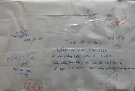 Chở ma túy bằng ô tô, dùng 300 triệu đồng hối lộ cảnh sát