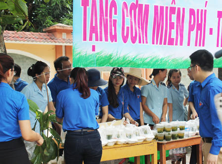 Bị đình thi vì chiếc điện thoại