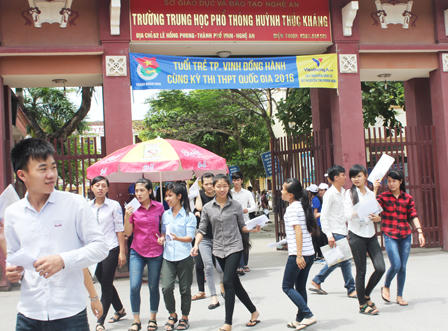 Bị đình thi vì chiếc điện thoại