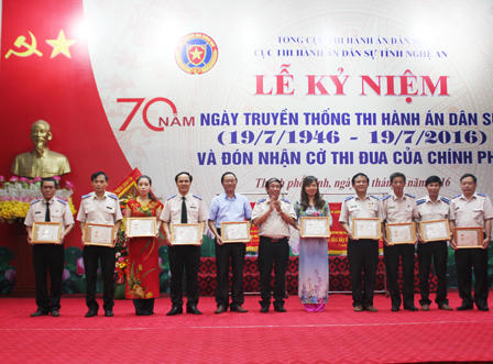  THADS Nghệ An kỷ niệm 70 năm thành lập, đón nhận cờ thi đua của Chính phủ