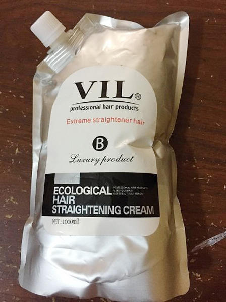 Gần 300 hộp mỹ phẩm không rõ xuất xứ trên xe khách