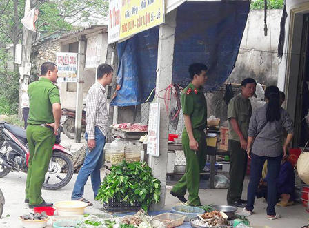 Hi hữu vụ trộm đụng vai, mất 12 chỉ vàng