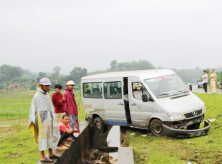 Nghệ An: Một ngày mưa, 5 vụ tai nạn giao thông 