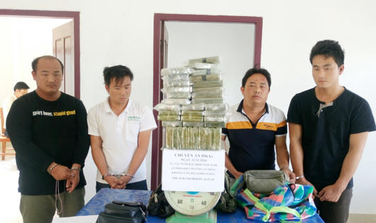 Thưởng 'nóng' lực lượng phá án ma túy 'khủng' ở Nghệ An