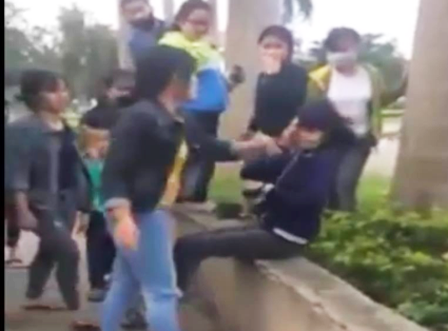 Làm rõ vụ nữ sinh đánh bạn dã man tại Nghệ An