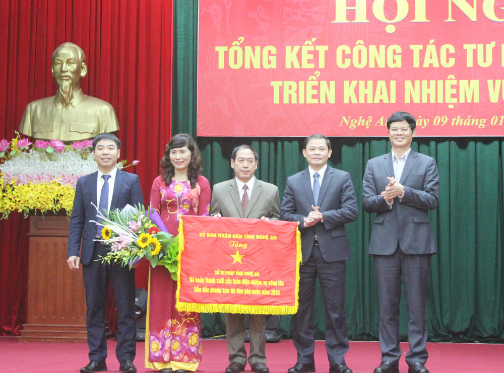 Tư pháp Nghệ An triển khai công tác năm 2017