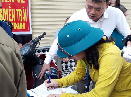 TP Vinh 'ra quân' lập lại trật tự vỉa hè 