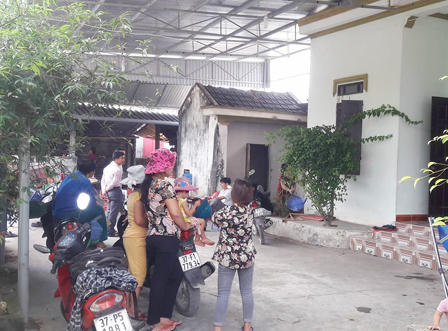 Quá nguy hiểm: Thềm nhà nóng 40 độ C nghi do chập điện 