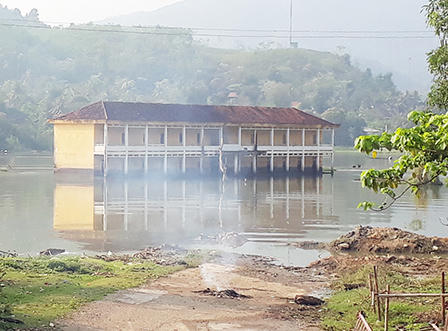 Tiếp vụ Dự án thủy điện Khe Bố “bỏ quên” quyền lợi người dân: Chủ tịch huyện “cãi” quyết định của tỉnh!