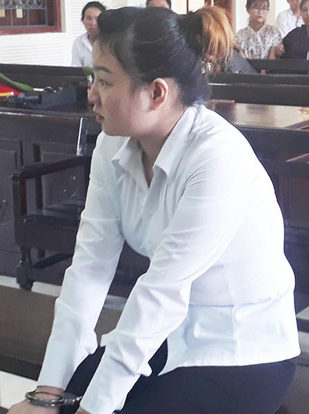 Rủ cháu sang Trung Quốc lấy chồng, dì nhận 3 năm tù