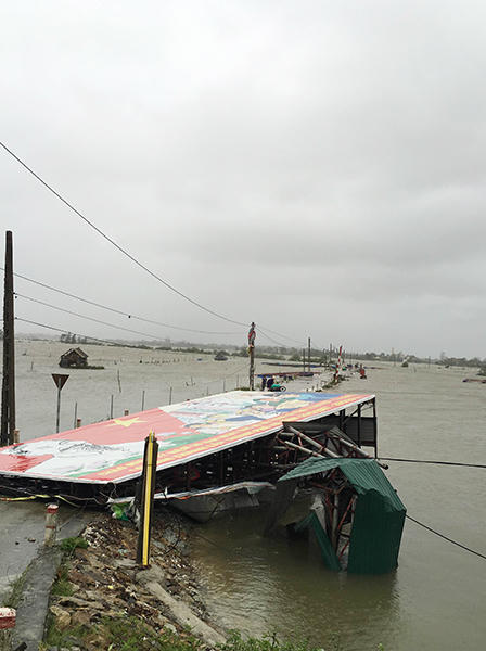 Hà Tĩnh thiệt hại nặng sau bão