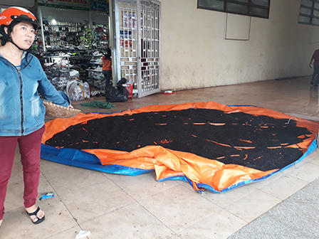 Vì sao tiểu thương chợ Vinh thiệt hại tiền tỷ ?